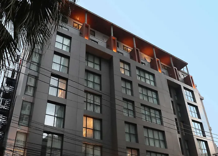 曼谷素坤逸6号柑橘套房酒店 By Compass Hospitality 4*
