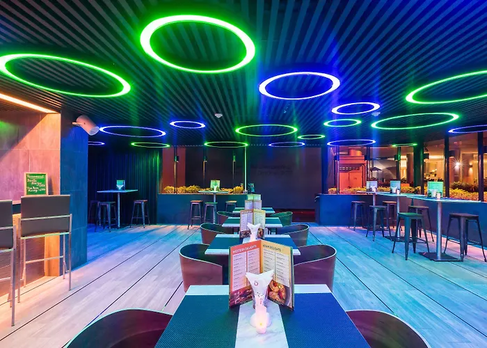 曼谷素坤逸6号柑橘套房酒店 By Compass Hospitality 4*