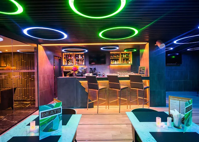 曼谷素坤逸6号柑橘套房酒店 By Compass Hospitality 酒店