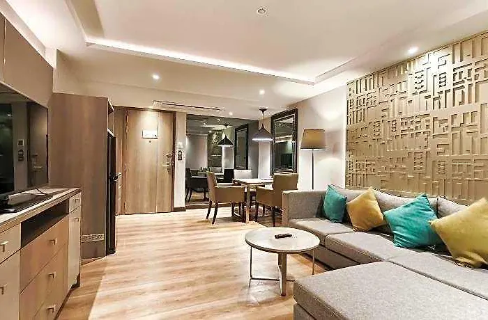Citrus Sukhumvit 6 By Compass Hospitality Hotell